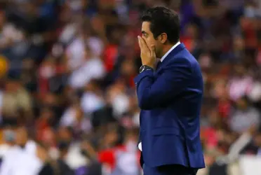 After 3 wins, 5 draws and 5 defeats in the Clausura 2022 Tournament, Chivas fired their coach.
