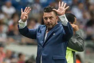 After being left out of the MX League against Puebla, Antonio Mohamed could leave his position and Rayados de Monterrey has already started looking for a new coach.
