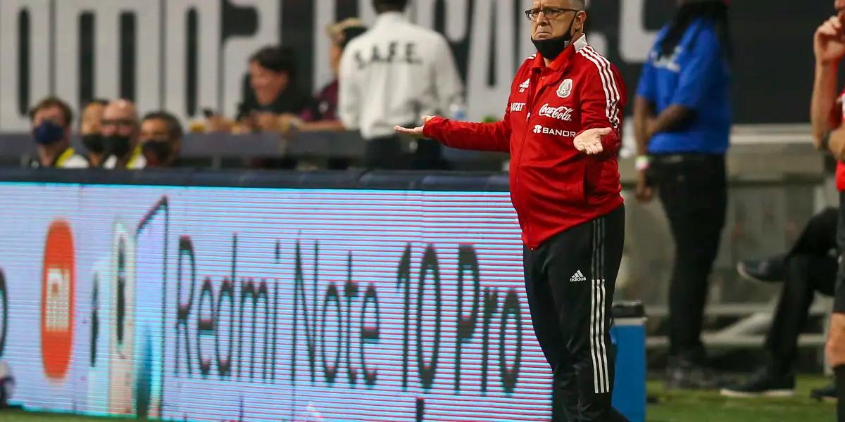 After Mexico has lost to the United States in the final of the Gold Cup, the permanence of Gerardo Martino at the national team level begins to be jeopardized, as a result of the repeated number of lost finals.