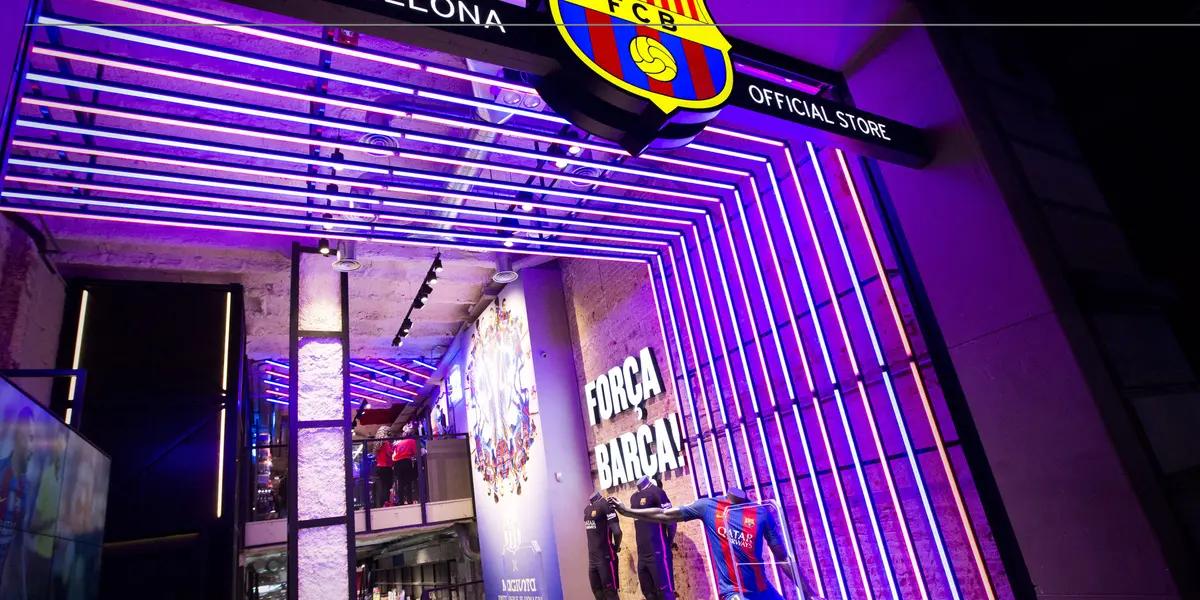 After the departure of Messi to PSG and Griezmann to Atlético de Madrid, Barcelona wants to "get rid" of their shirts. crisis.