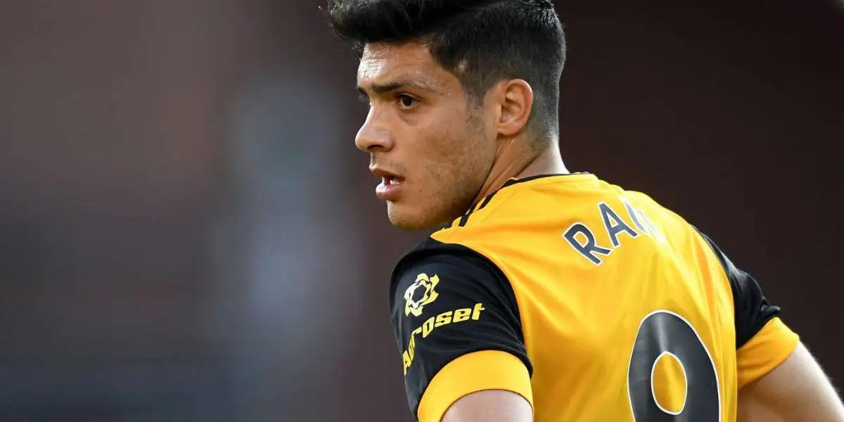 After the hard blow that Raul Jimenez suffered in yesterday's game, it was announced when he will play again.