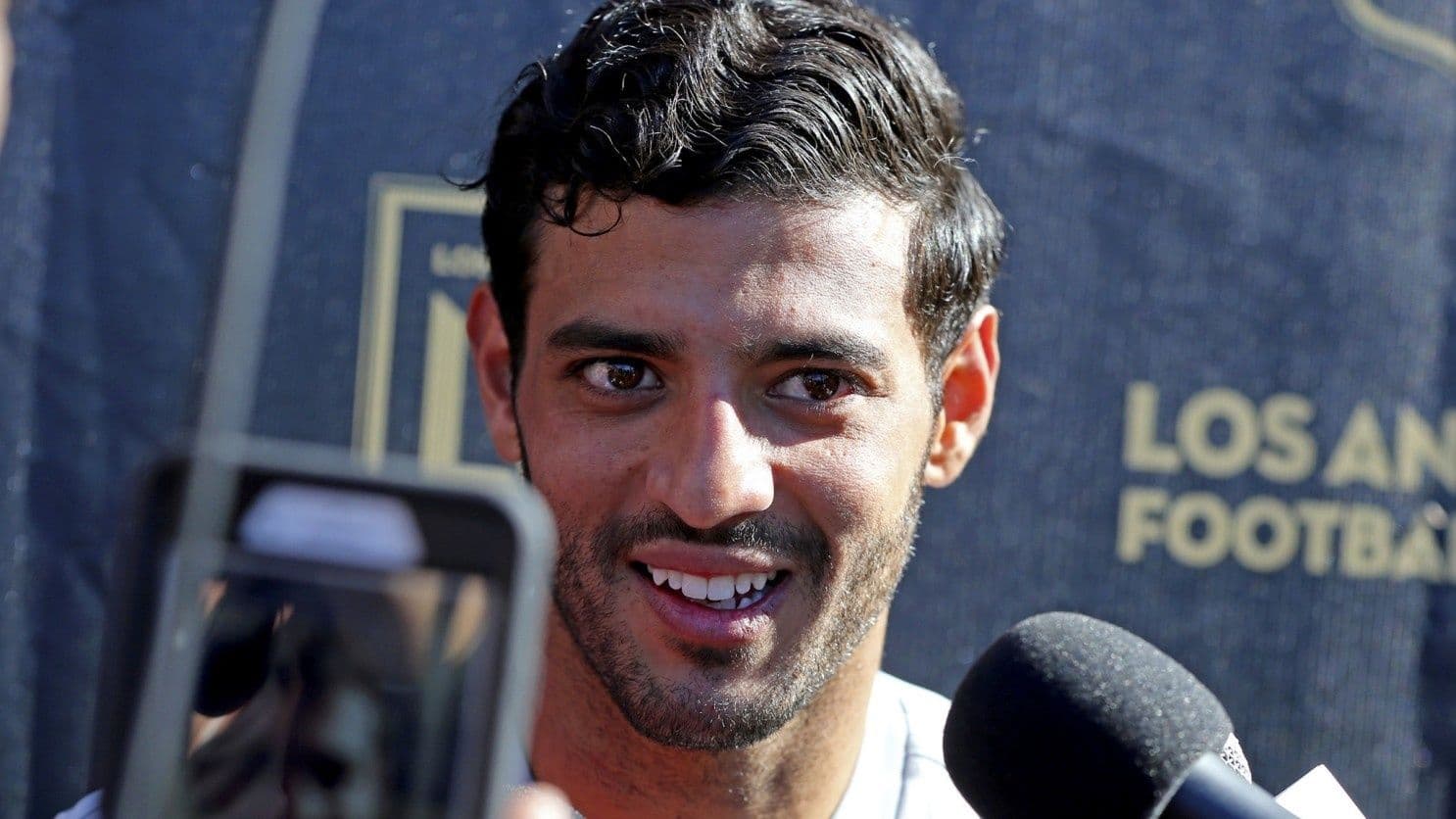 After three years at Los Angeles FC, the Mexican attacker could return to Europe.