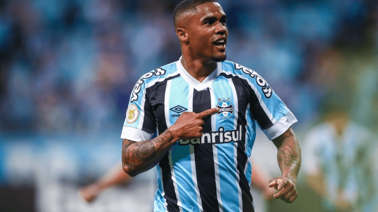 Although Cruz Azul of Liga MX also wants him, the player will likely end up in Major League Soccer.