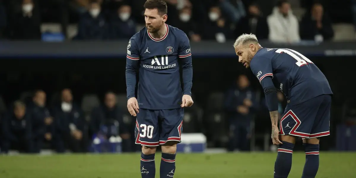 Although Paris Saint-Germain won the match 3-0, their fans still haven't forgotten the disappointment of the UEFA Champions League. 