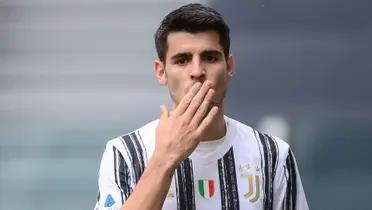Alvaro Morata with the Juventus jersey