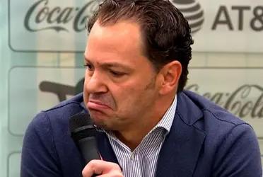 An old acquaintance returns to the corridors of América to work in Santiago Baños' team.