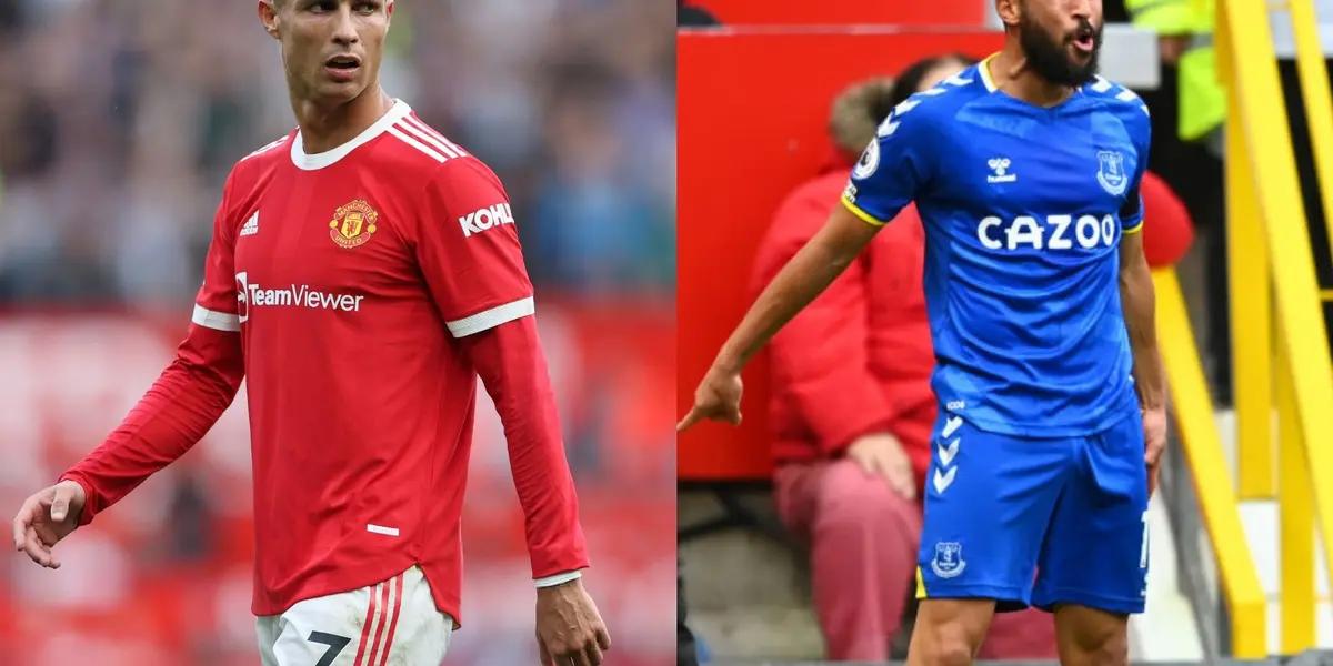 Andros Townsend scored the equaliser in Everton's away draw at Manchester United's Old Trafford. Townsend copied the Cristiano Ronaldo 'Siiii' goal celebration.