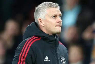 Antonio Conte is the number one option to replace Ole Gunnar Solskjaer if sacked by Manchester United but he has been appointed by Tottenham.