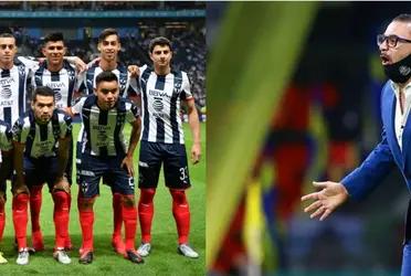 Antonio 'Turco' Mohamed released the his starting line up for the game against Cruz Azul and the fans exploded for the presence of a player.