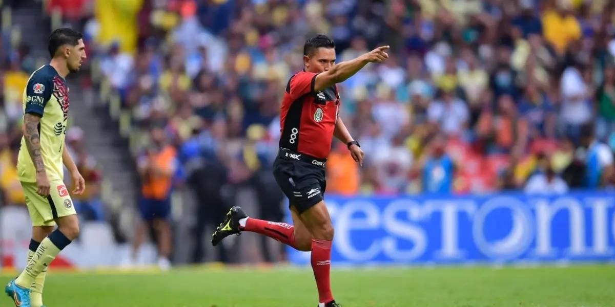 Antony Silva stopped the first kick of Diego Valdés.