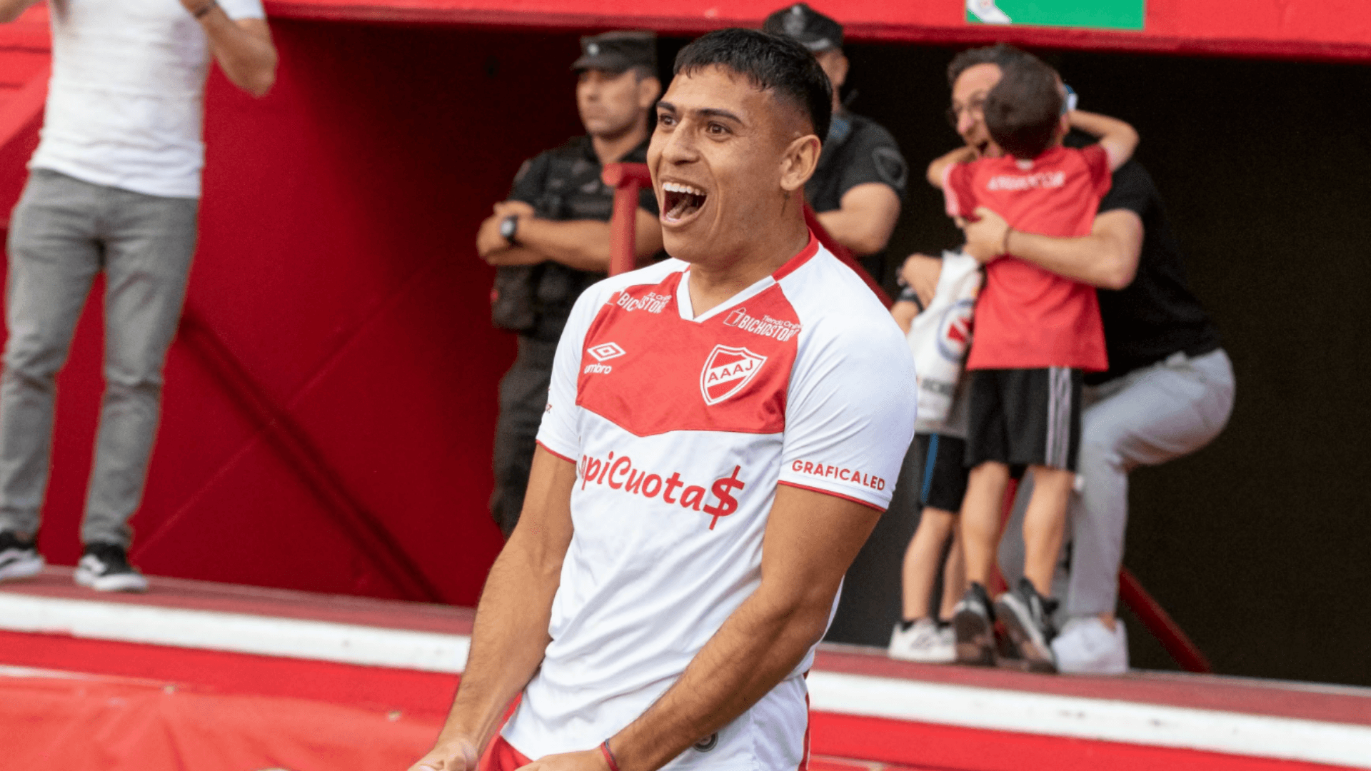 Argentinos Juniors match | Photo: @AAAJoficial