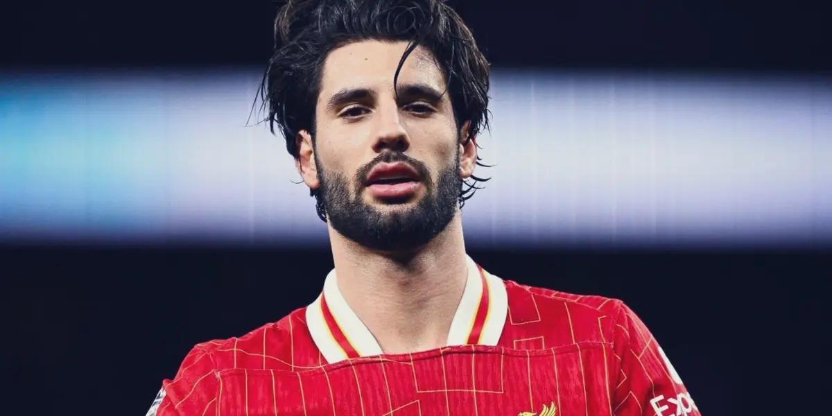 Arne Slot's team is already winning 1-0 at Anfield.