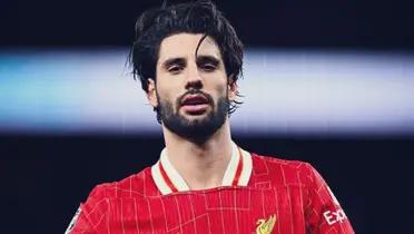 Arne Slot's team is already winning 1-0 at Anfield.