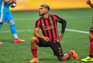 At Aquiles Nazoa, Martinez was introduced to the man who would guide him through his first steps into football. Know details of this meeting