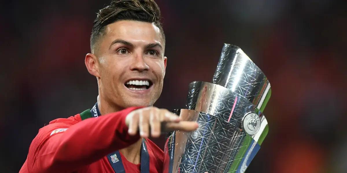 At his 34 years old, this attacker compared to CR7 is very near to retirement.