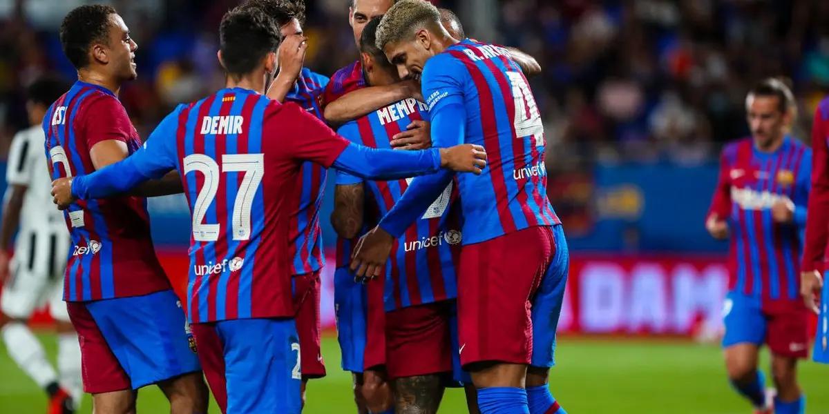 Barcelona is making a move to sign Raheem Sterling in January, and the Manchester City forward is eager to do so, according to reports in Spain.