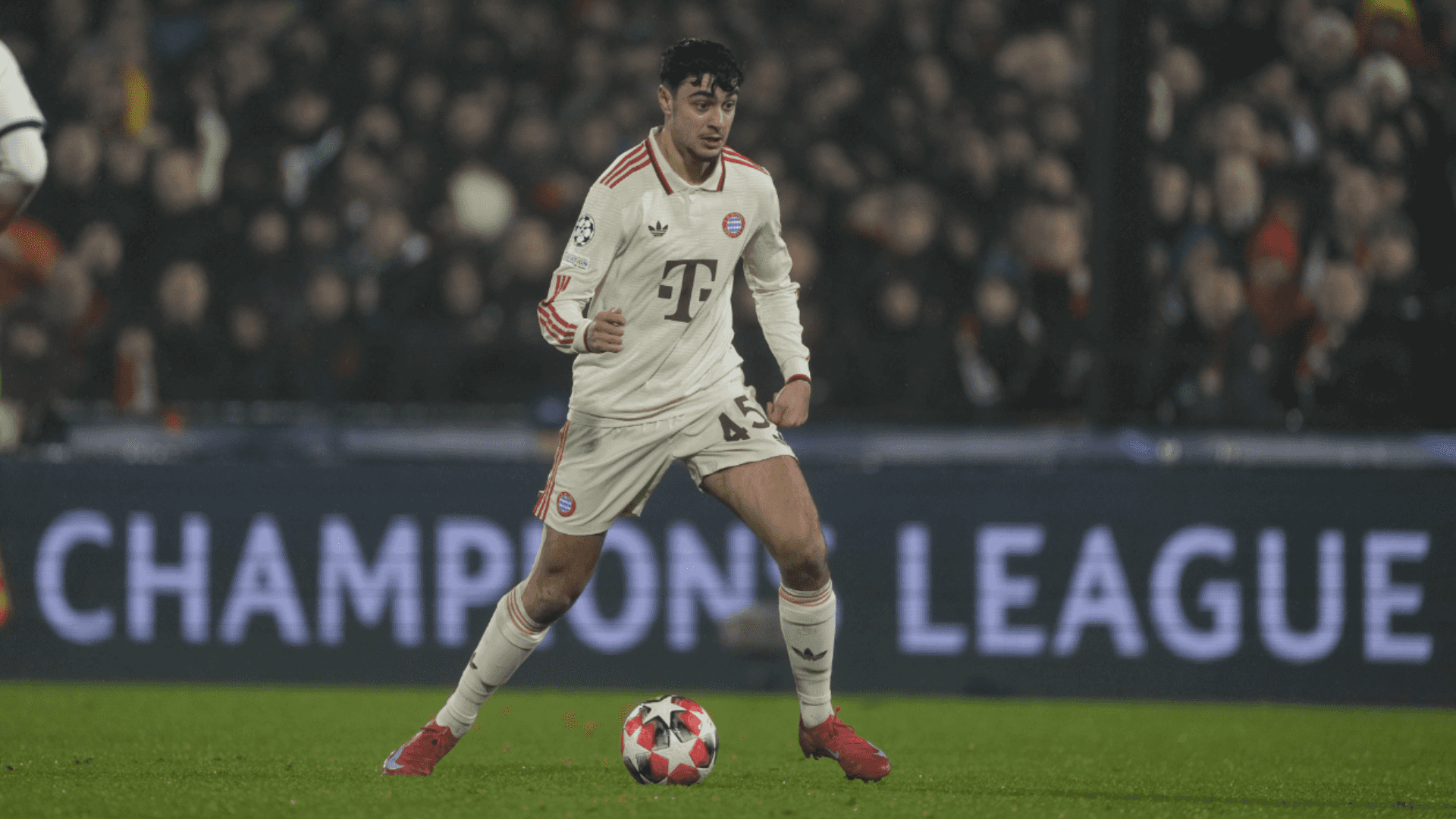 Bayern match | Photo: @FCBayern