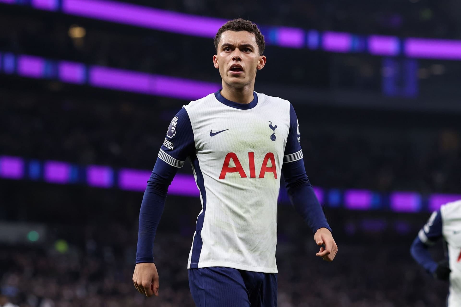 Before the end of the first half, the Welshman came on to put Spurs on top.