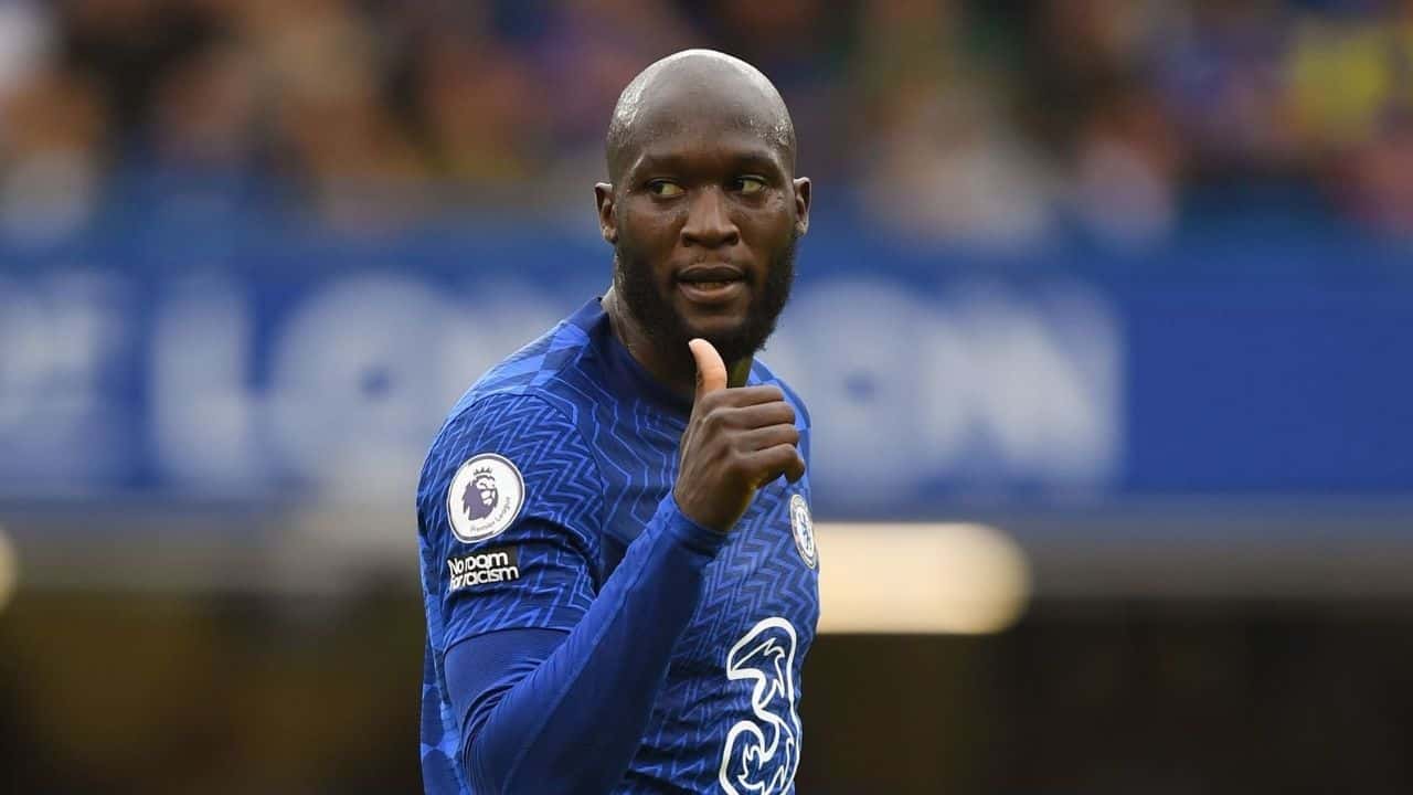 Belgian Romelu Lukaku has issued a public apology to Blues fans after an interview with Sky Sport Italia.