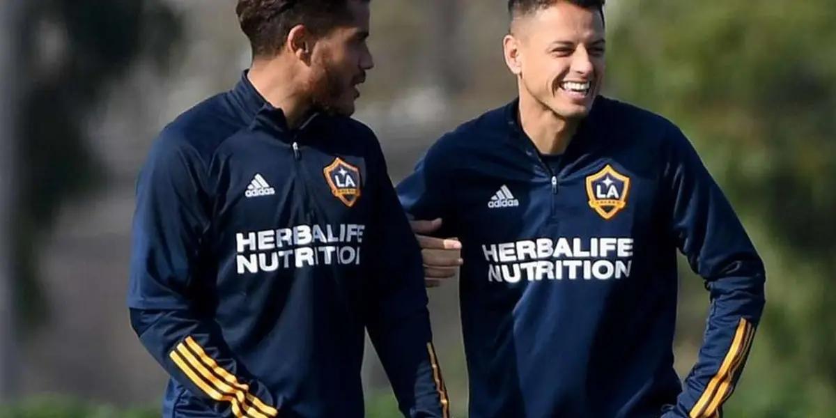 Both are teammates in LA Galaxy, they had a bad season in MLS but Lletget still has opportunities in the USMNT and Javier Hernandez was not called to the Mexican National Team