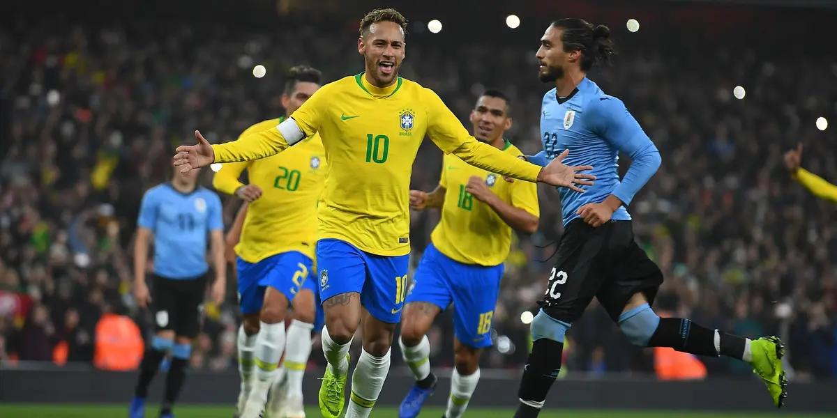 Brazil beats Uruguay 1-0, with a goal from Neymar. In this way, he opens the scoring against a difficult opponent, at 10 minutes. Will he double his score?