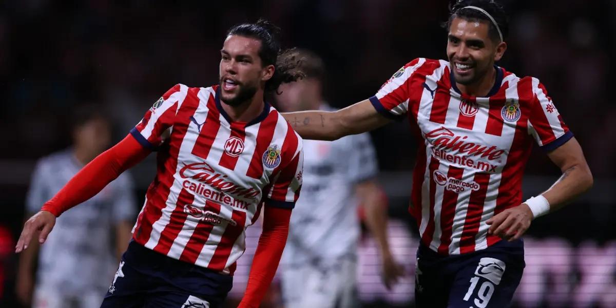 Cade Cawell and Marin | Photo: @Chivas