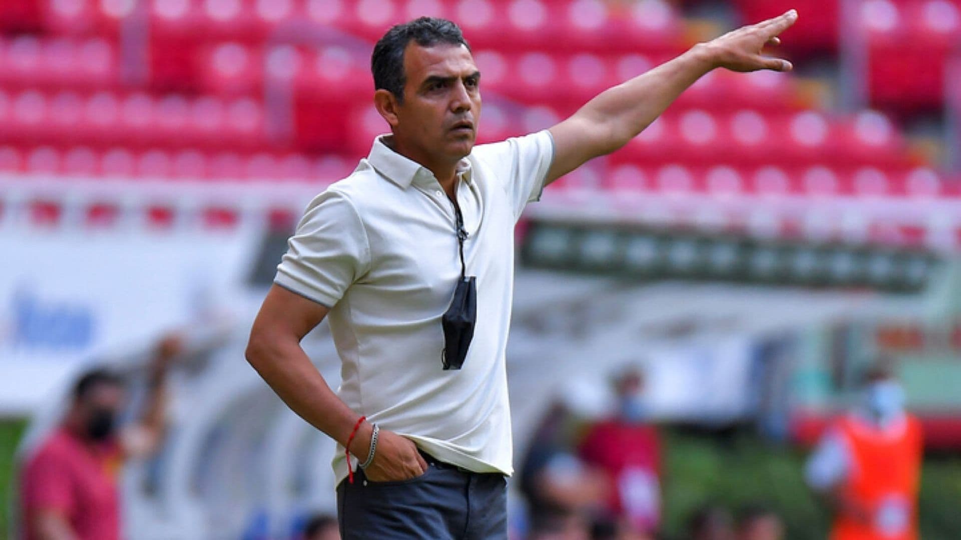 Cadena still has a chance of staying in Chivas.