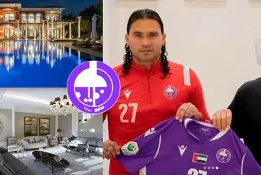 Carlos 'Gullit' Peña signed with David of the United Arab Emirates and will move to a luxurious neighborhood with 5-star mansions
