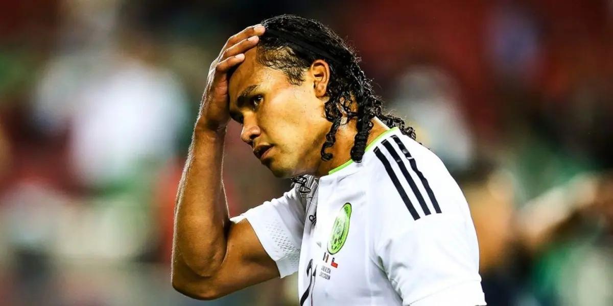 Carlos Peña was caught on a video in poor condition