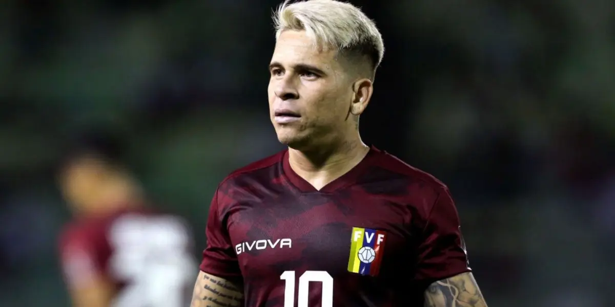 Carlos Salcedo is ready to join Toronto FC.