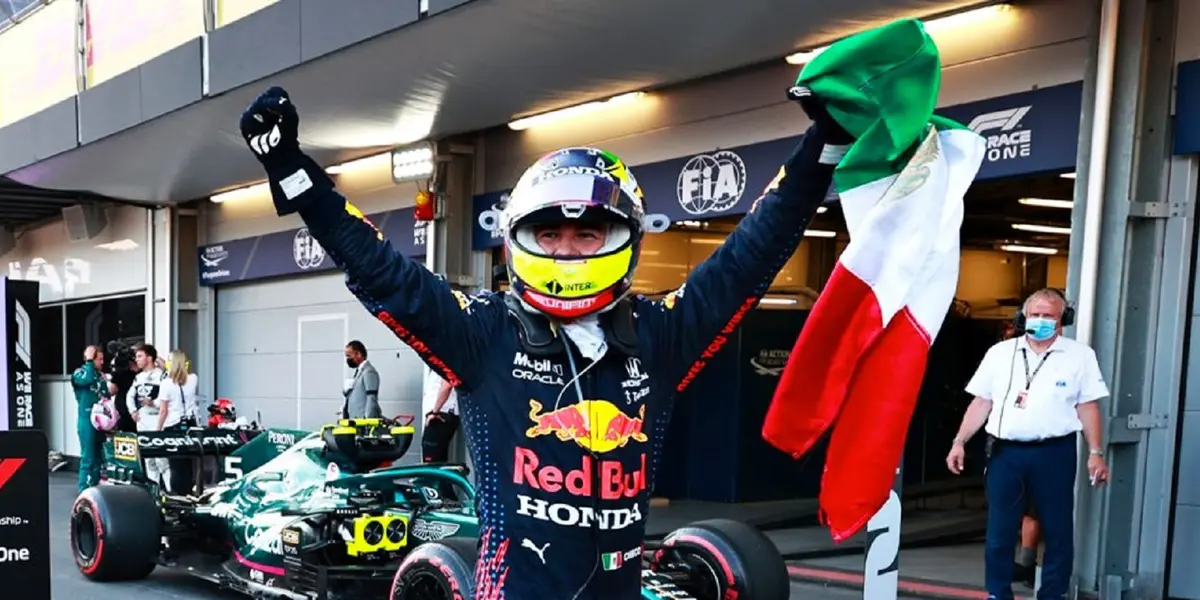 Chivas congratulated Sergio Pérez for winning the F1 Azerbaijan Grand Prix