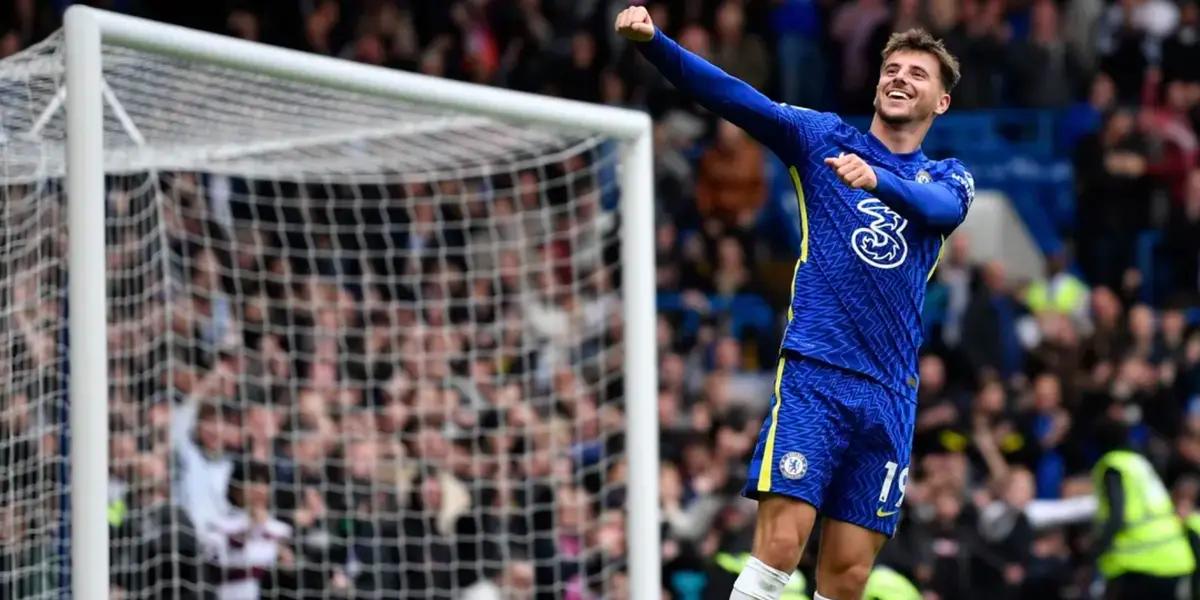 Chelsea academy graduate Mason Mount was the star of the match as Chelsea beat Norwich City 7-0, see how much he makes per week.