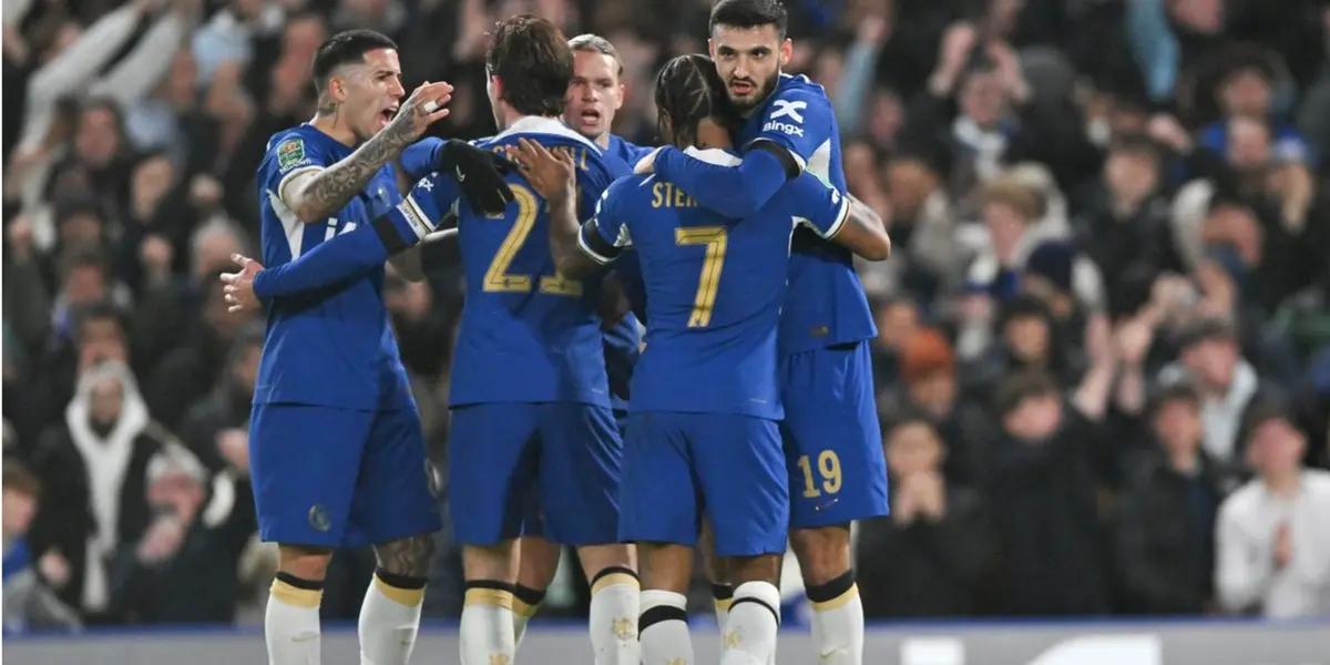 Chelsea take the lead due to a Middlesbrough own goal in the first 15 minutes.