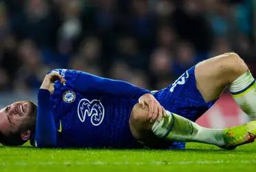 Chelsea today received the bad news that defender Ben Chilwell could be out for the rest of the season. Who are his possible replacements?