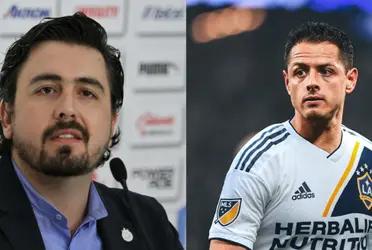 Chicharito Hernandez once again surprised Amaury Vergara and fought an old fight with his father