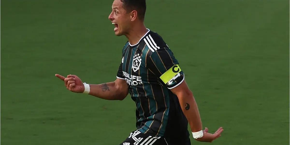 Chicharito Hernández scored a double and became MLS's top scorer with ten touchdowns.