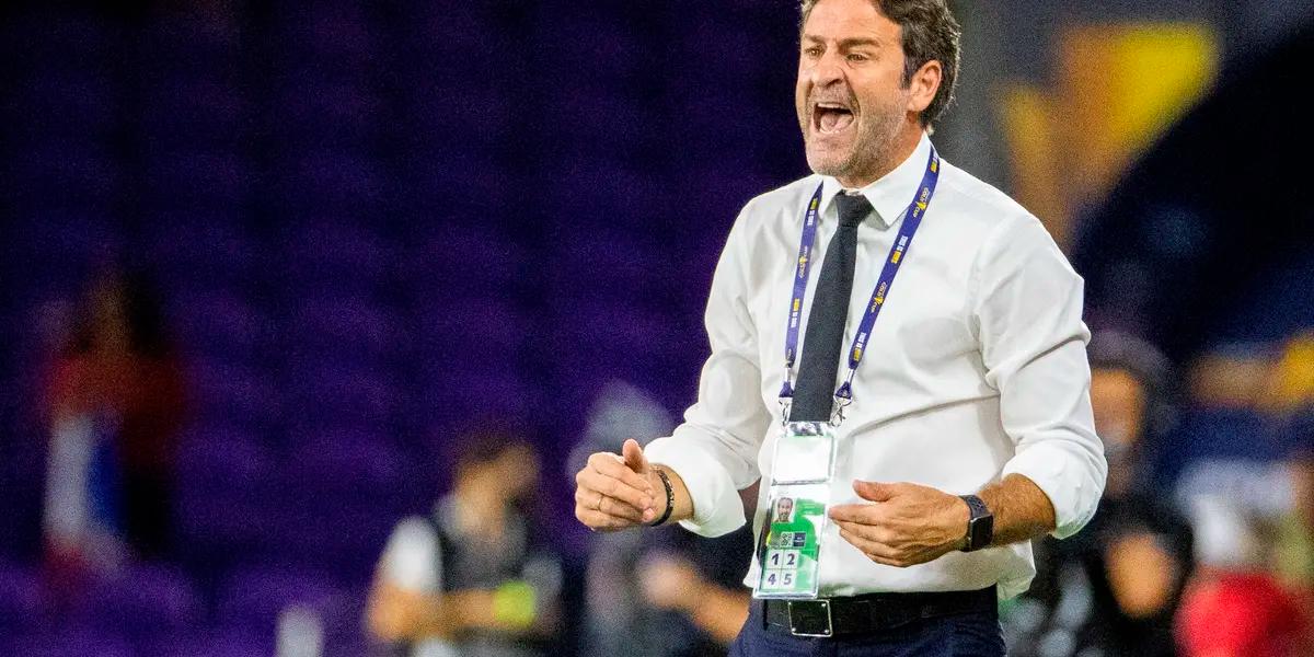 Chivas are looking for a replacement of Marcelo Michel Leaño.