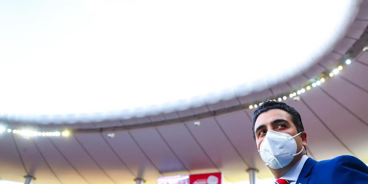 Chivas couldn't beat Querétaro in a match that ended with a 1-1 draw.