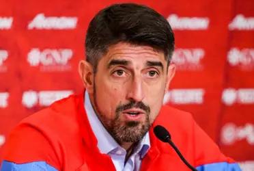 Chivas de Guadalajara can't find the balance. The player who made the coach lose his patience.