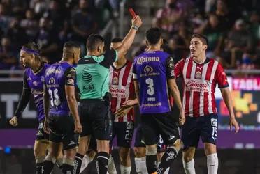 Chivas is in terrible form and the future of the team looks uncertain.