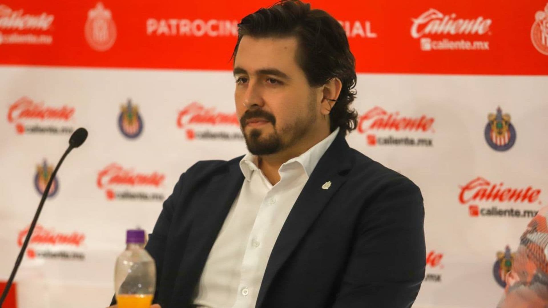 Chivas only has Ángel Zaldívar and José Juan Macías.