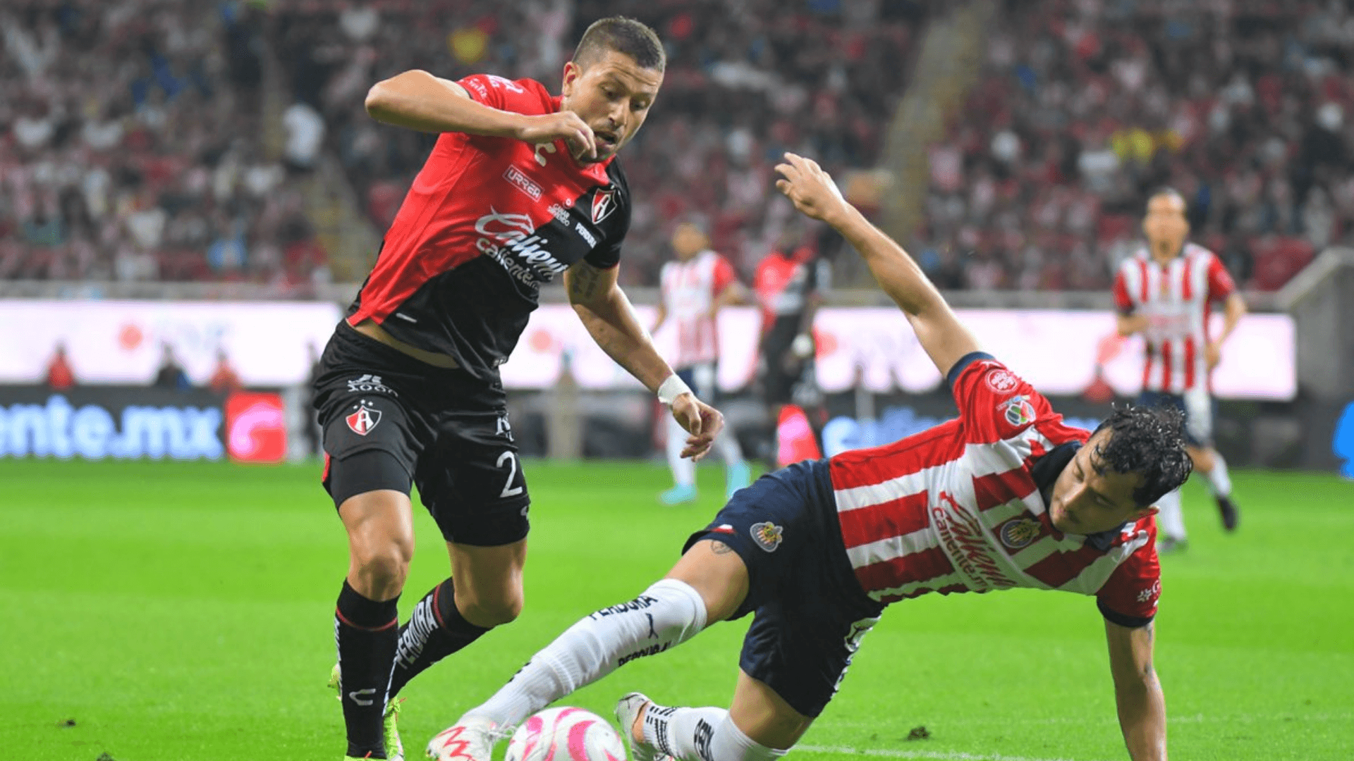 Chivas vs Atlas | Photo: @LigaBBVAMX