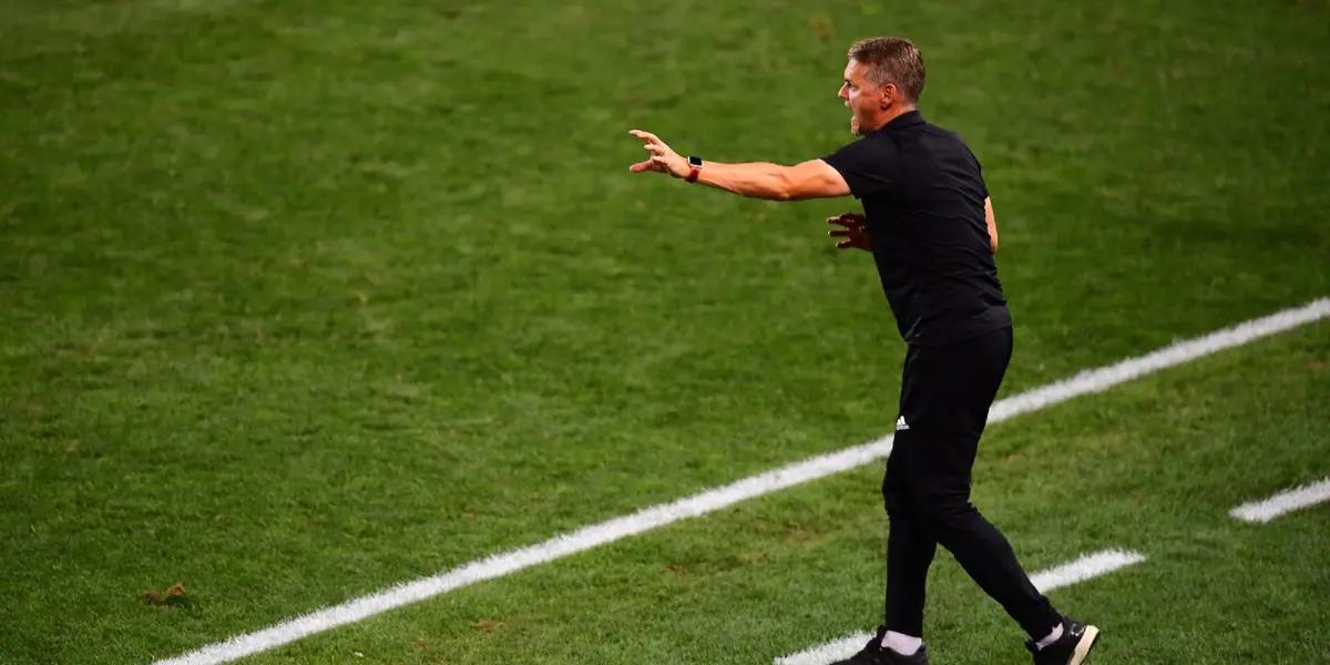 Chris Armas was sacked by the new head of sports and now the NYRD promoted Bradley Carnell to interim head coach. Know him.