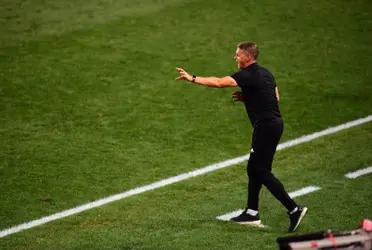 Chris Armas was sacked by the new head of sports and now the NYRD promoted Bradley Carnell to interim head coach. Know him.