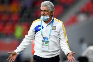 Club América are still looking for a replacement for Santiago Solari.