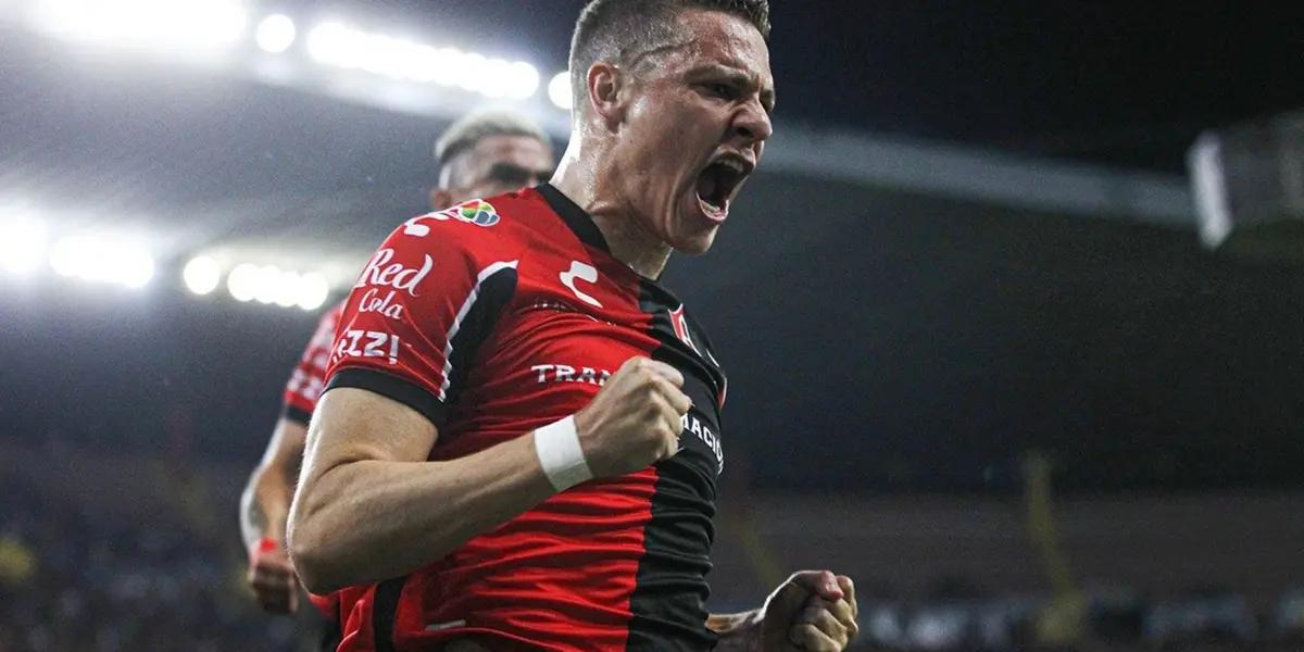 Club América needs a striker that can score consistently.