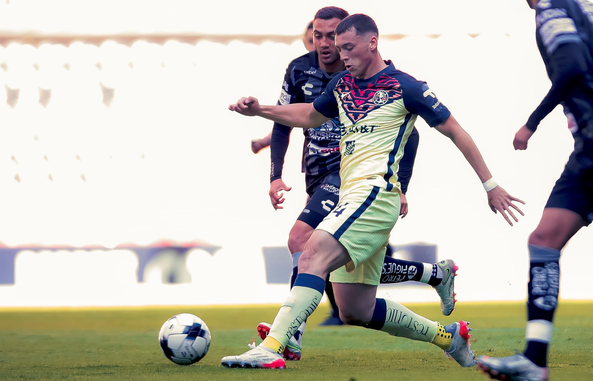 Club América was hoping to add Brian Ocampo prior the start of Clausura 2022, but his agent wanted more money than they were willing to pay.