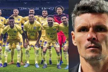 Club America's coach was amazed by the team's performance, but mainly froma a player
