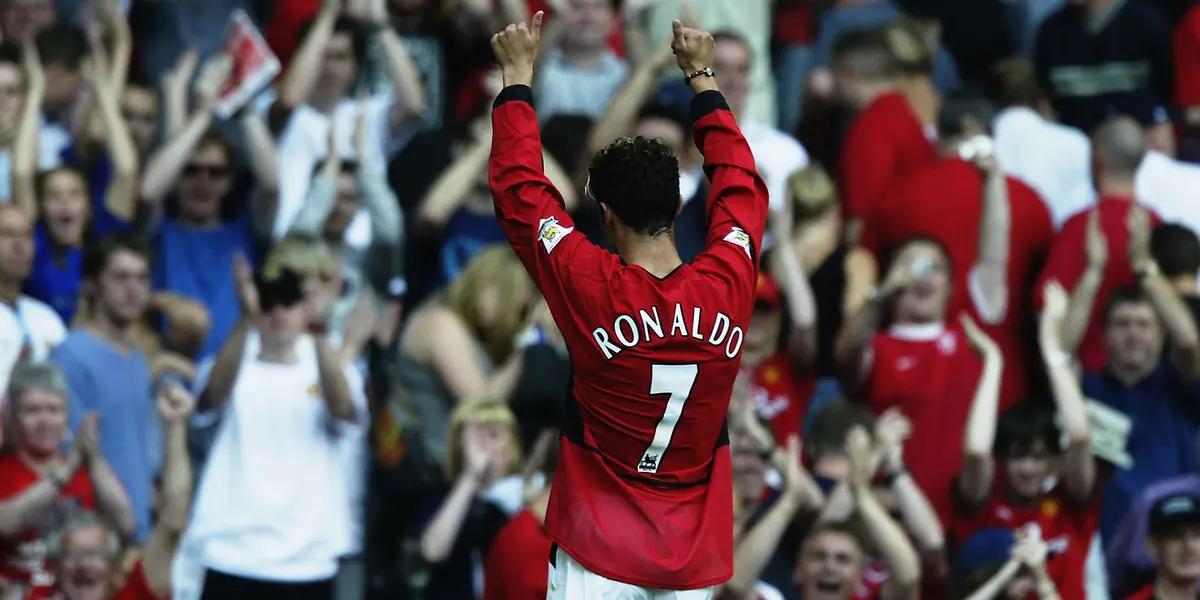 Cristiano Ronaldo comes back to Manchester United, and his return to the Premier League is already beginning to throb. What jersey number should him wear?
