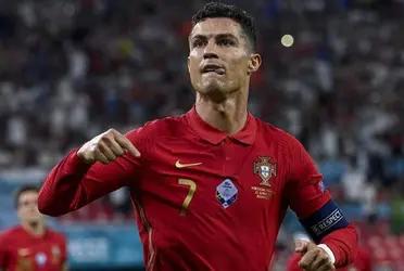 Cristiano Ronaldo eats six meals a day, with an abundant consumption of protein, mainly fish